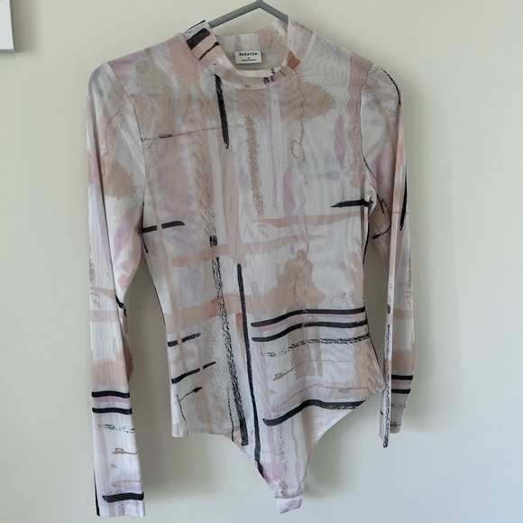 Aritzia Babaton Parlay Bodysuit - Picture 2 of 11